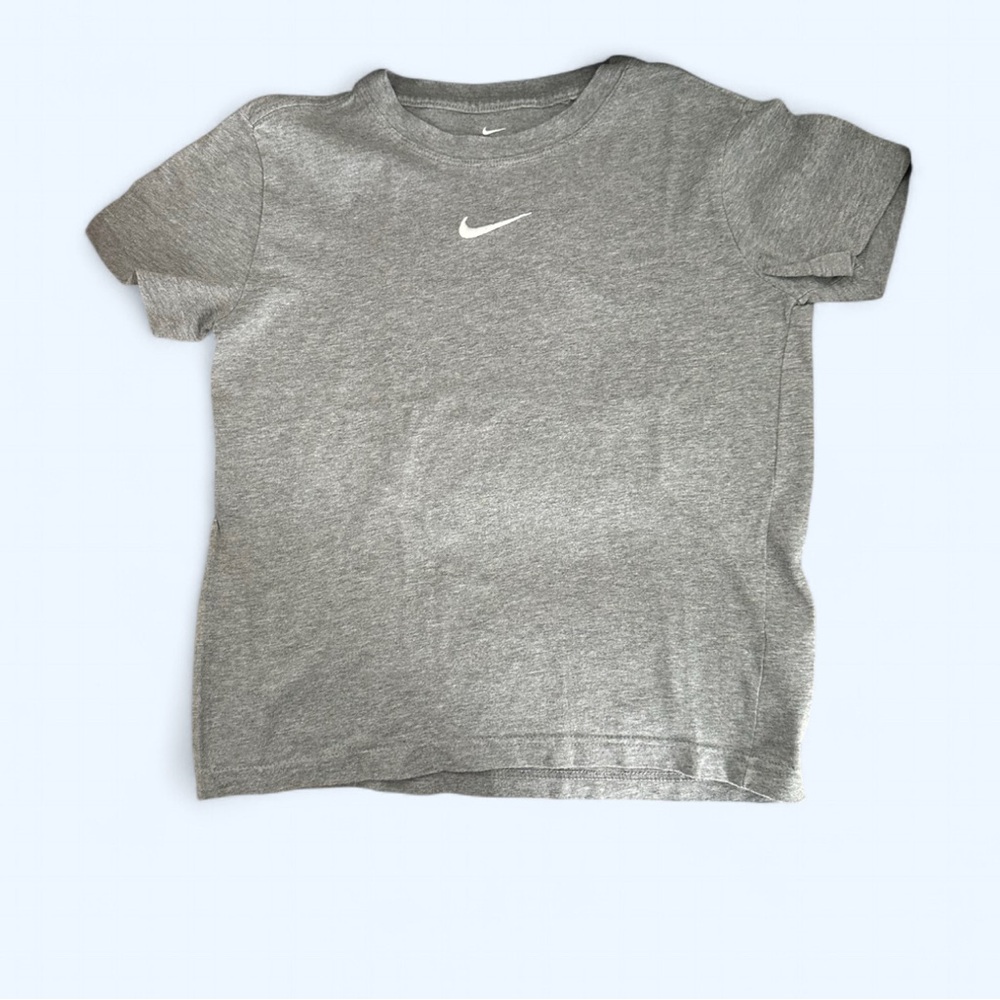Nike Girls Size Small (8-9) Grey T-Shirt